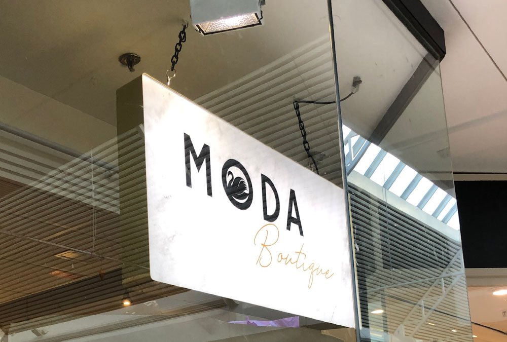 signs-aberdeen-sign-makers-signs-glasgow-signs-dundee-signs-edinburgh-moda-custom-light-box-illuminated-signs-edinburgh-glasgow-sign-makers-internal-shop-signs-external-signs-dundee-aberdeen-edinburgh